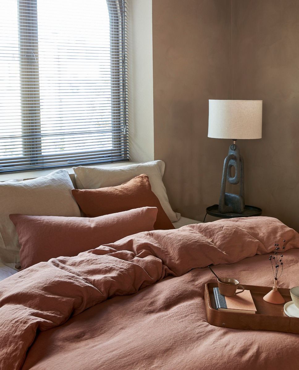 side-mood-duvet-cover-set-washed-linen-clay-rose_1